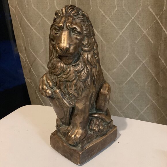 Vtg Heavy Plaster Lion Statue Animal Sculpture 8.5” Bronze Finish Patina Decor - Picture 1 of 8